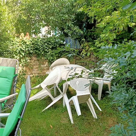 L'angelique Πανσιόν